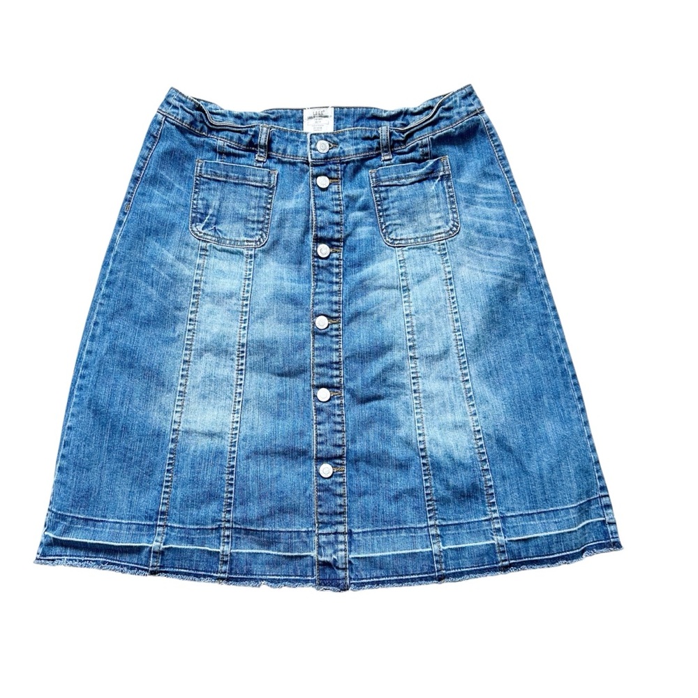 H&M Denim Skirt in Blue Patch Pockets Bottom Down Fringe